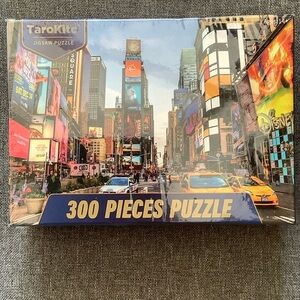 TaroKitc Times Square 300 Piece Puzzle 🧩